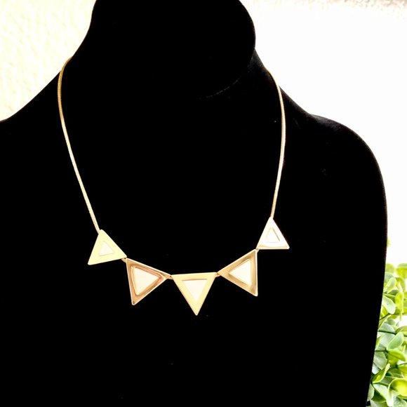 NWT Banana Republic Enamel Triangle Wing Necklace NWT 48 - Picture 6 of 7